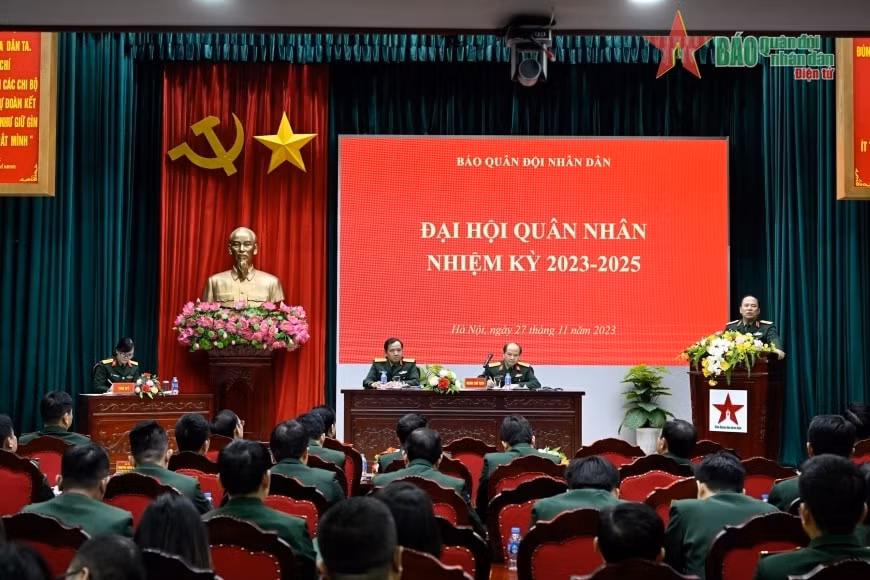 bao quan doi nhan dan tich cuc khuyen khich dong vien can bo phong vien sau sat co so hinh 1