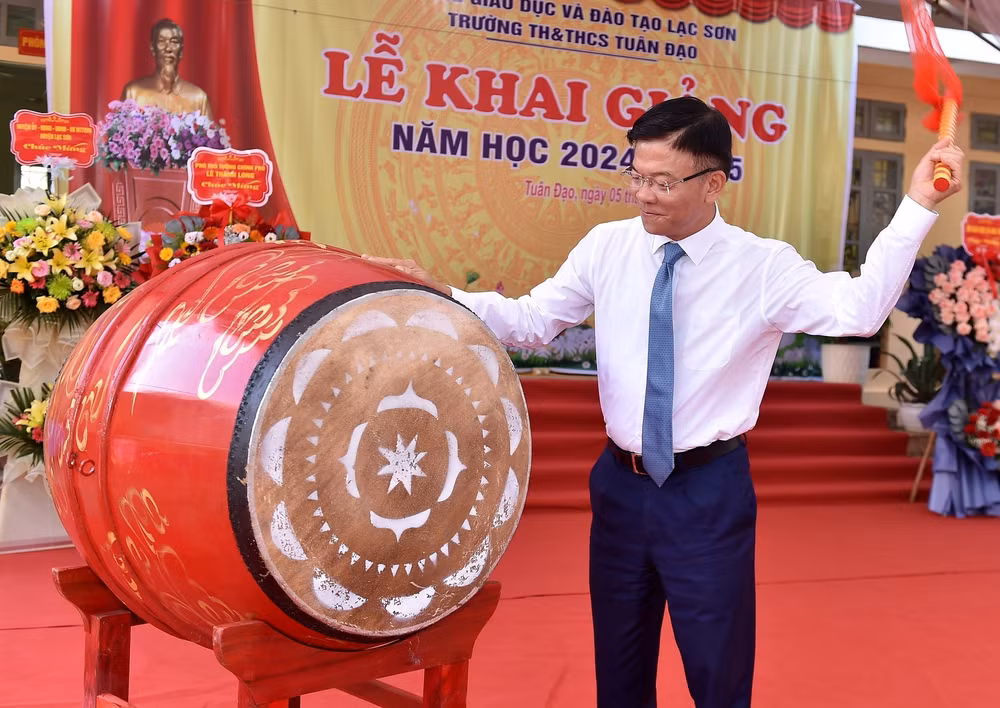 nha truong gan voi gia dinh va xa hoi kien tri thuc hien muc tieu nang cao chat luong giao duc hinh 2