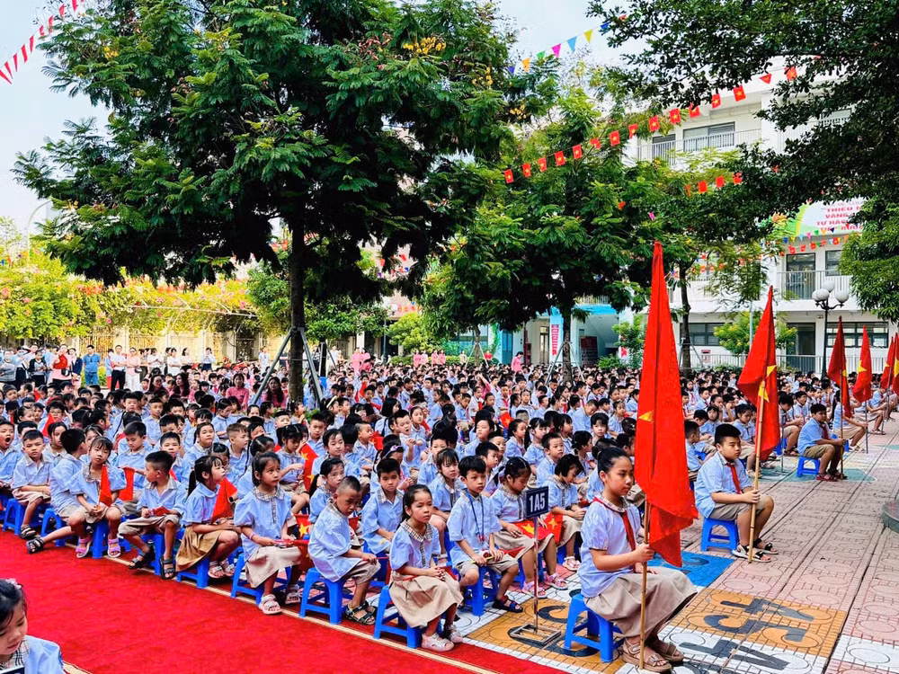 thay tro ca nuoc vuot nang thang mua khai giang thanh cong hinh 4