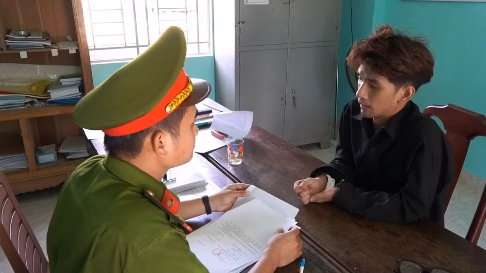 tam giu doi tuong dung video nhay cam de tong tien nguoi yeu cu hinh 1
