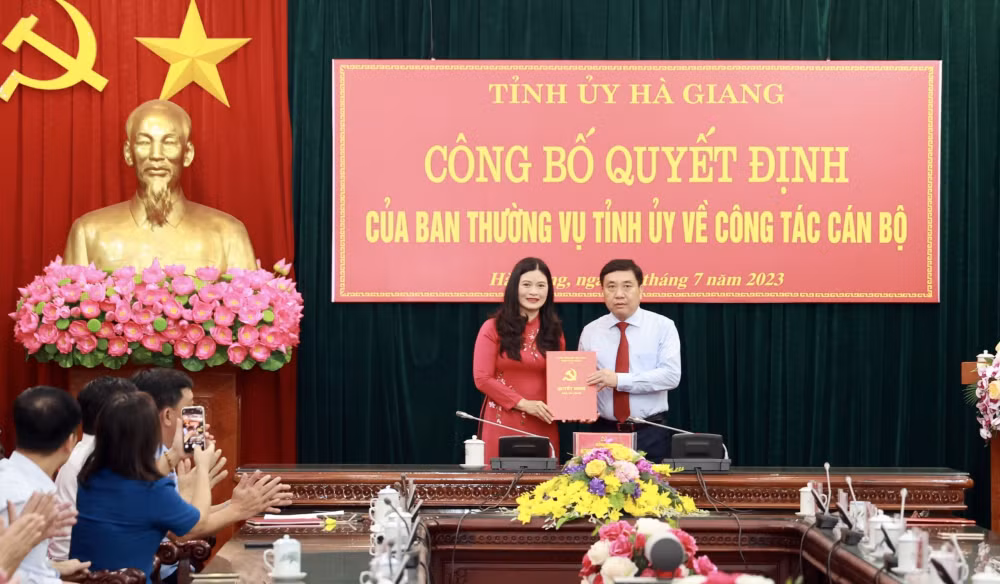 bi thu huyen uy meo vac duoc bo nhiem giu chuc truong ban tuyen giao tinh uy ha giang hinh 1