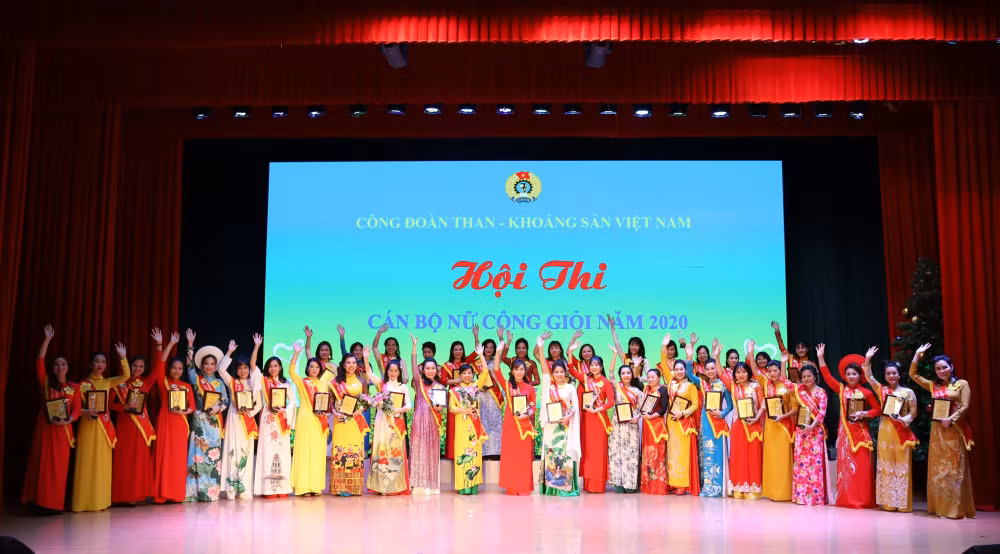hoa cua mo toa huong hinh 2