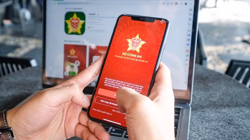 tu 1 3 nguoi dan nop ho so cap phieu ly lich tu phap tai cong an tp ha noi hinh 1