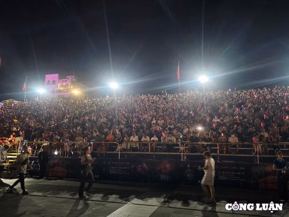le hoi phao hoa quoc te da nang diff 2025 gia ve thap nhat 1 trieu dong hinh 1