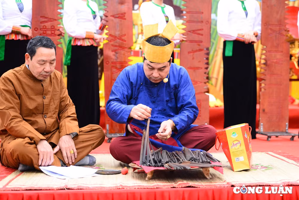 cach xem ngay cua nguoi muong hoa binh co gi dac biet hinh 3