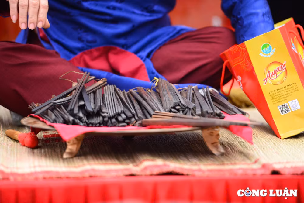 cach xem ngay cua nguoi muong hoa binh co gi dac biet hinh 8