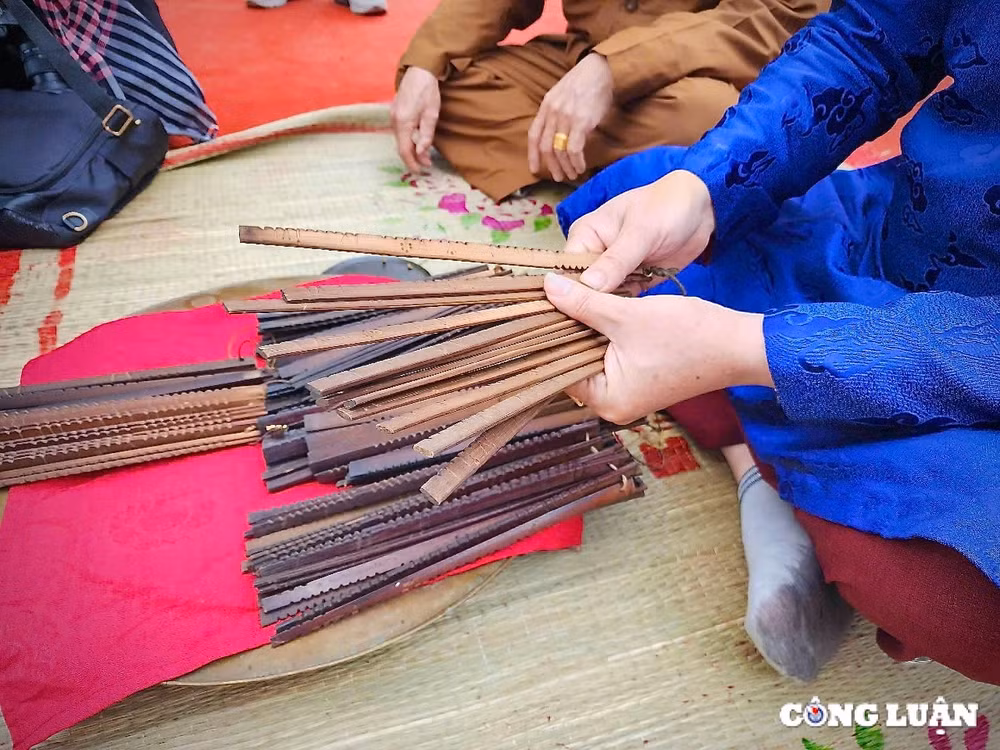 cach xem ngay cua nguoi muong hoa binh co gi dac biet hinh 9