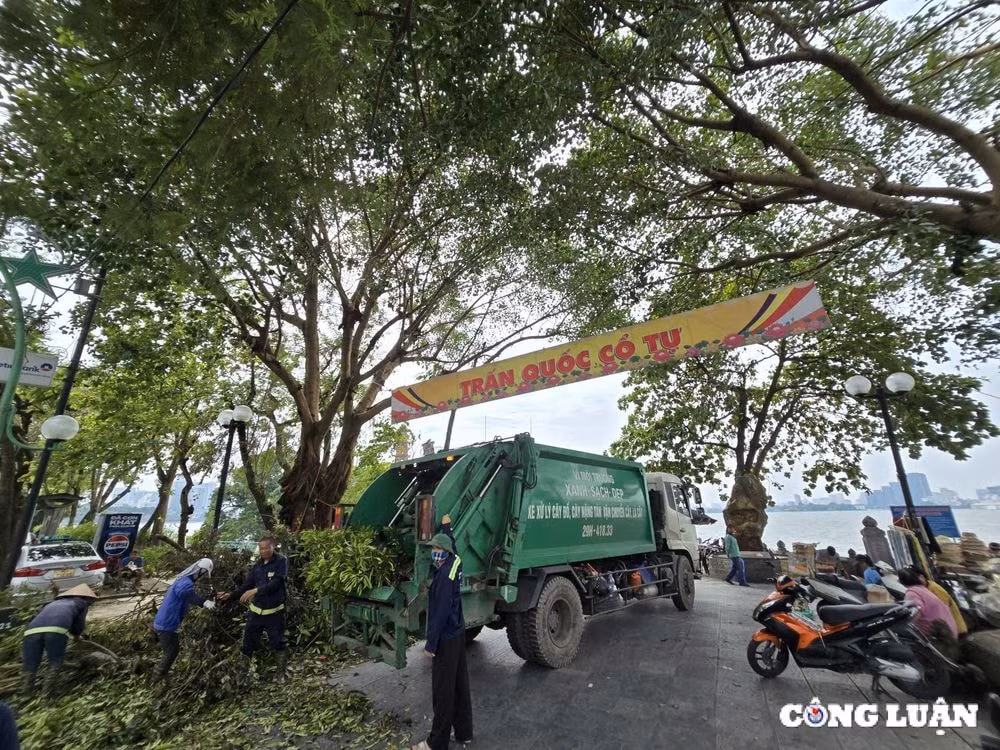 nhieu nha ve sinh cong cong tai ha noi xuong cap chi dap ung mot phan nhu cau hinh 2