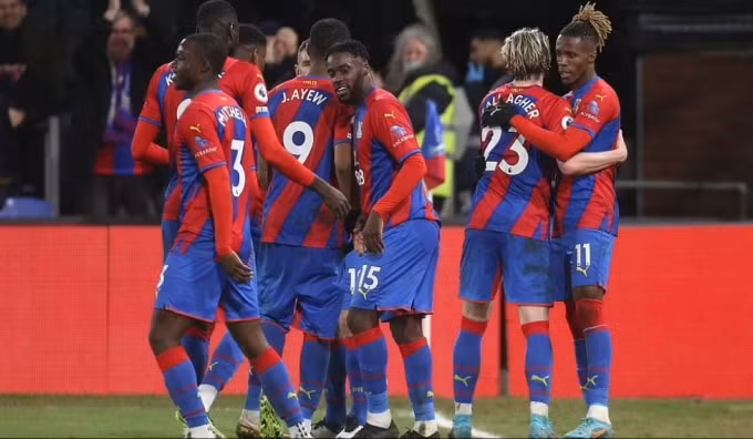 arsenal thua dam crystal palace o tran dau muon vong 31 ngoai hang anh hinh 8