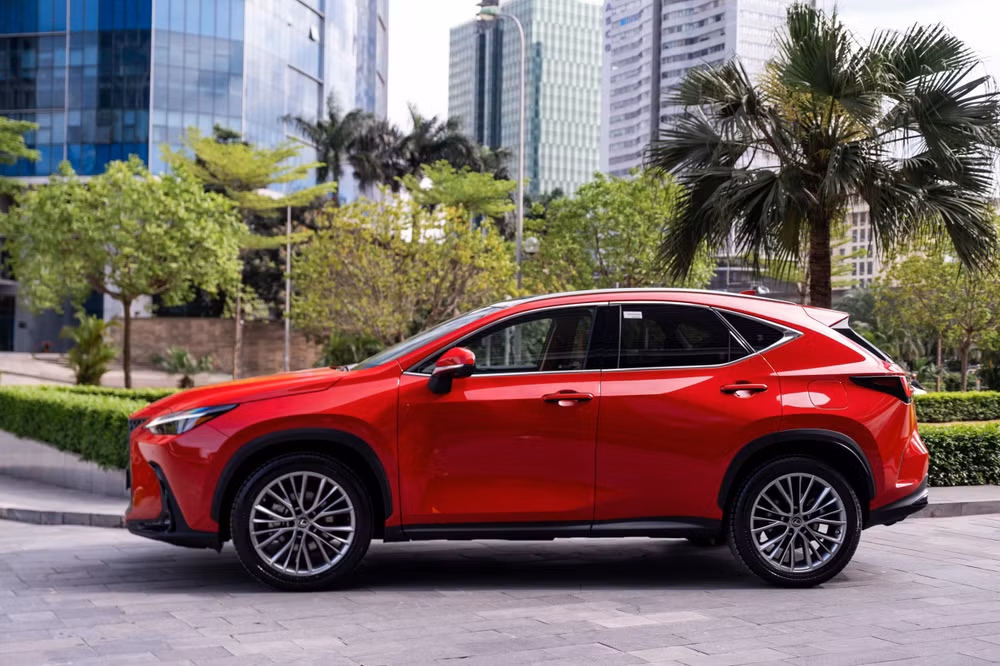 lexus nx 2022 chinh thuc ra mat tai viet nam gia khoi diem tu 301 ty dong hinh 4