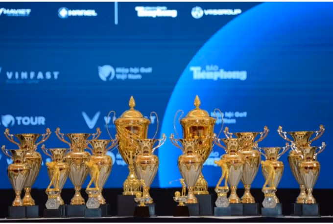 trong tai quoc te lam nhiem vu tai giai vo dich golf quoc gia 2022 hinh 2