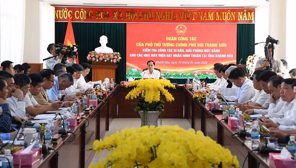 Phó Thủ tướng Bùi Thanh Sơn làm việc với tỉnh Khánh Hoà- Ảnh 1.