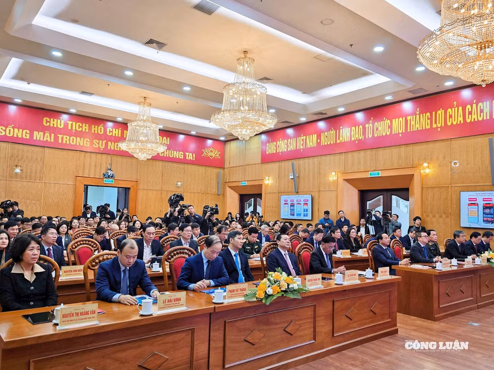 Sự kiện có sự tham dự của nhiều các lãnh đạo cấp cao của Đảng và Nhà nước.