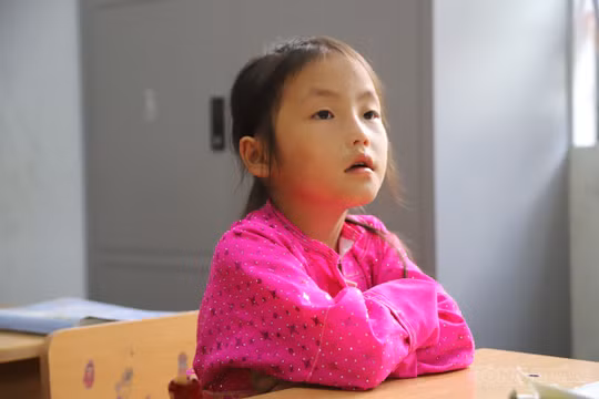 'Đốt nóng' đào tạo giáo viên cho sinh viên từ năm 3: Kịp người đứng lớp, liệu có kịp độ chín nghề sư phạm?