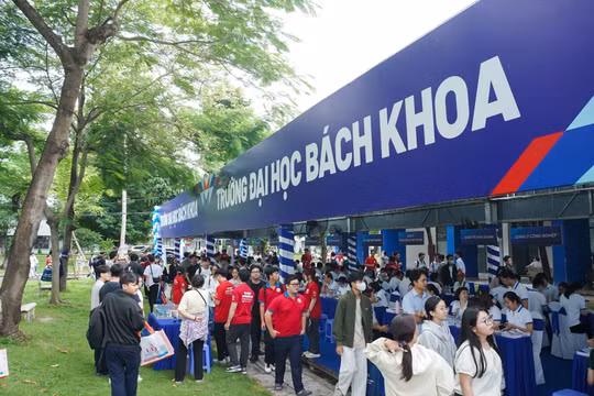 Ngành mới 'soán ngôi' Khoa học máy tính, điểm chuẩn Bách khoa TP HCM lên 85,8/100 điểm