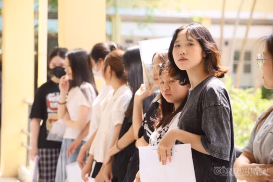 Tân sinh viên nhập học từ cuối tuần này, đừng quên mốc 17h ngày 21/8