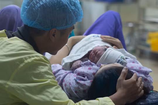16 tỉnh, thành được đề xuất tăng tốc giảm mang thai tuổi vị thành niên