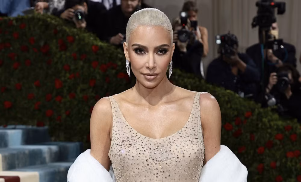 cach giam can cua kim kardashian bi chi trich la tieu cuc hinh 1