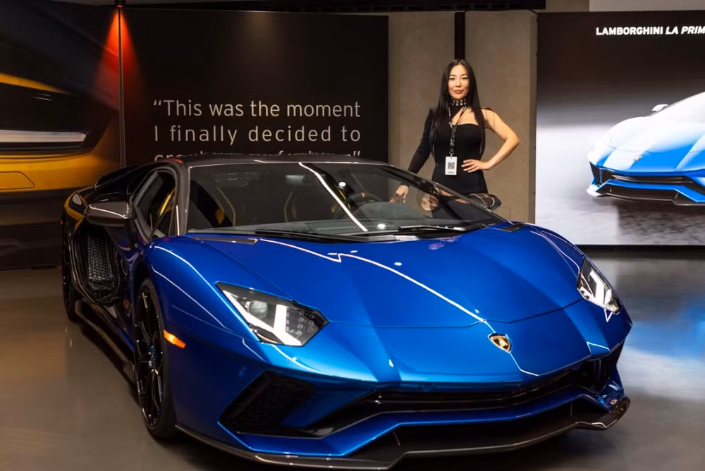 chiec lamborghini aventador coupe cuoi cung den tay khach hang hinh 2
