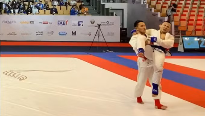 vo si dao hong son dinh chan thuong dau goi nghiem trong o giai vo dich jiu jitsu the gioi hinh 2