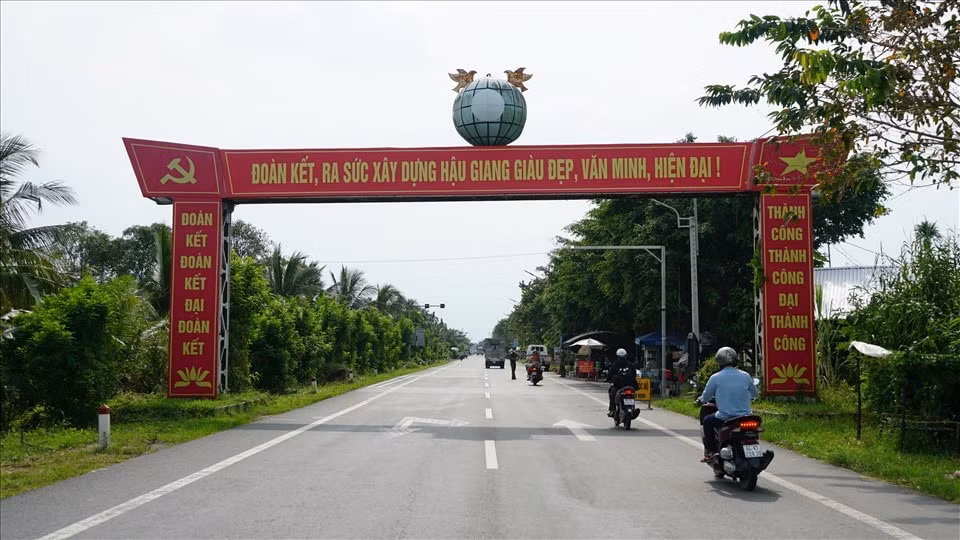 hau giang nguoi dan khong ra duong sau 21h den 4h sang hom sau hinh 1