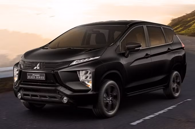 mitsubishi xpander black series ra mat gia khoang 510 trieu dong hinh 3