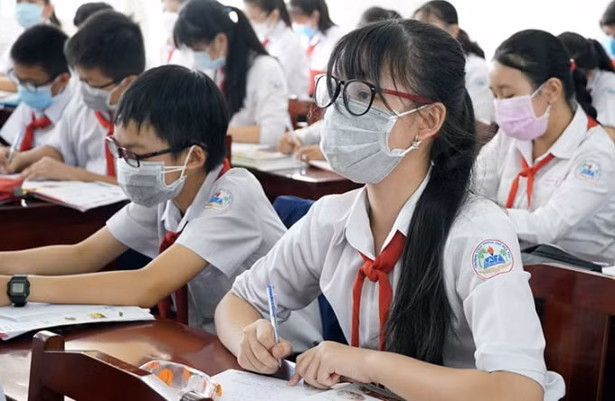 ha noi cho 1 so khoi lop di hoc truc tiep tu ngay 8 11 hinh 1
