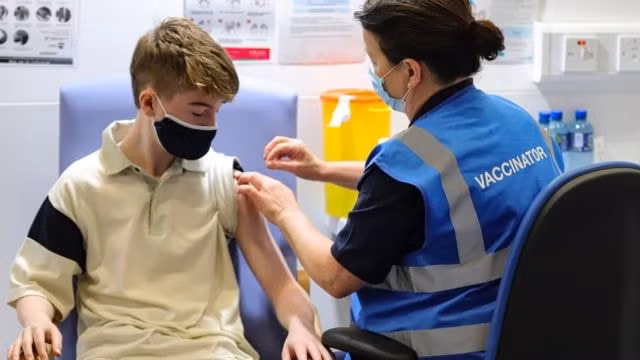 vi sao nhieu nuoc chau au chi tiem 1 lieu vaccine covid 19 cho tre tren 12 tuoi hinh 1