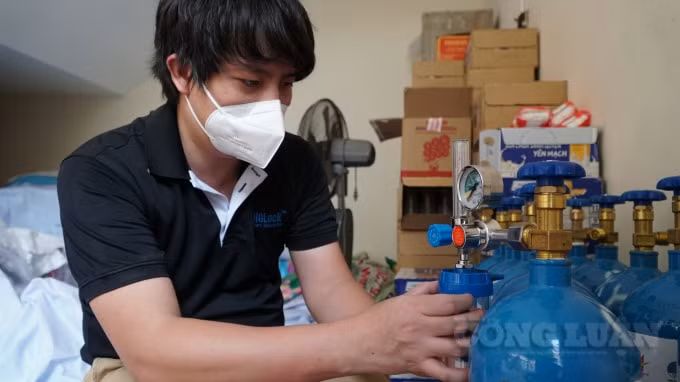 Với người chưa có bình oxy và hoàn cảnh khó khăn, ATM oxy sẽ cho mượn miễn phí