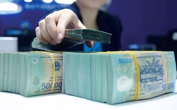 Năm 2022 ưu tiên và tập trung nguồn lực thực hiện cải cách chính sách tiền lương. Ảnh minh họa