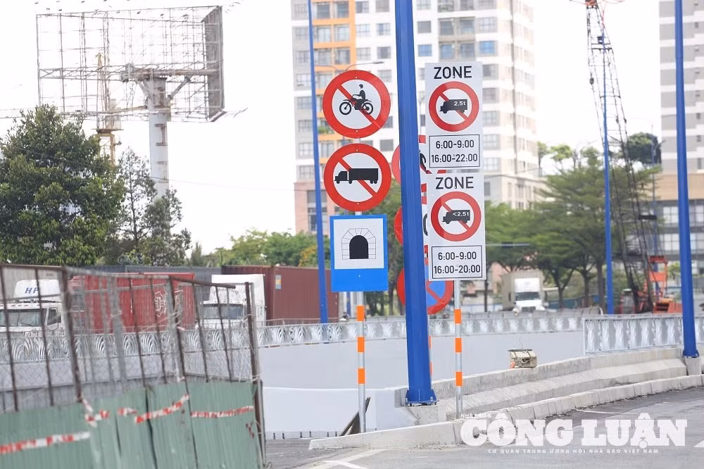 Hệ thống biển báo cũng đã hoàn thiện