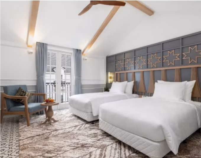giai ma chat sang doc ban cua hang phong tai golden boutique hotel hinh 1