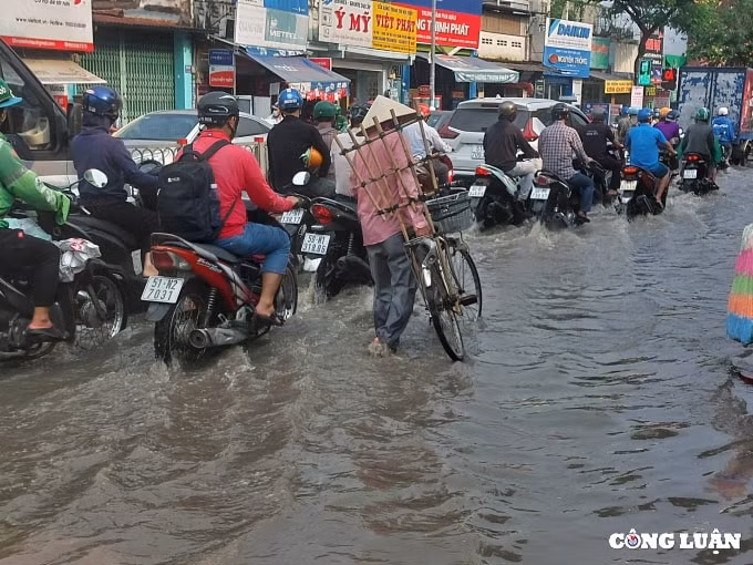 duong sa tp hcm ngap nang sau con mua lon hinh 3
