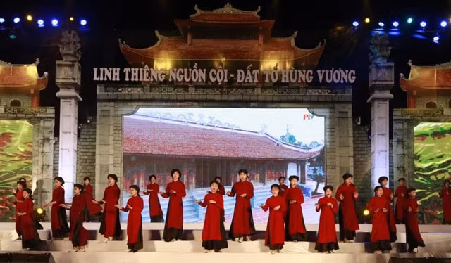 dac sac chuong trinh nghe thuat linh thieng nguon coi dat to hung vuong hinh 2
