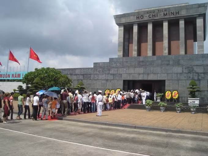 bao duc noi ve 6 diem hap dan khi toi du lich ha noi hinh 3