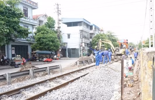 hon 1400 ty dong nang cap cai tao 12km duong sat tuyen ha noi tphcm hinh 1