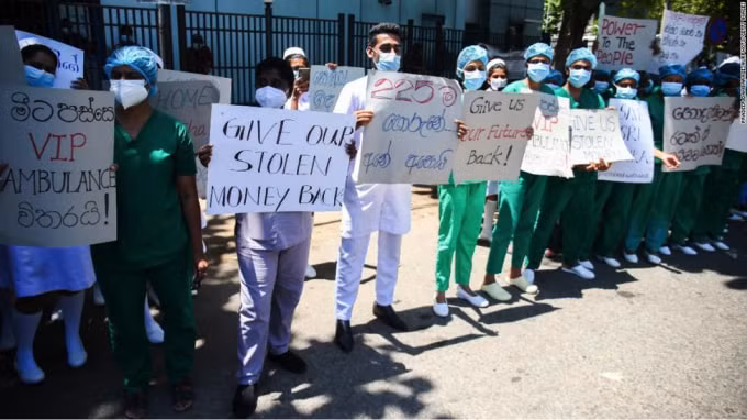 sri lanka khung hoang kinh te day cac benh vien den bo vuc tham hoa hinh 2
