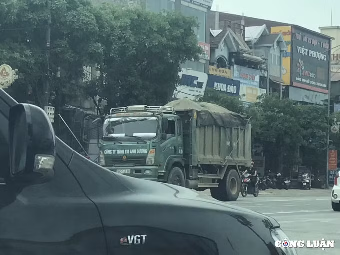 ha tinh nhuc nhoi tinh trang hung than dai nao tren cac tuyen pho tai thi xa ky anh hinh 3