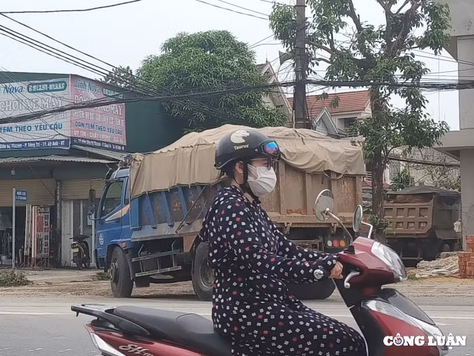 ha tinh nhuc nhoi tinh trang hung than dai nao tren cac tuyen pho tai thi xa ky anh hinh 17