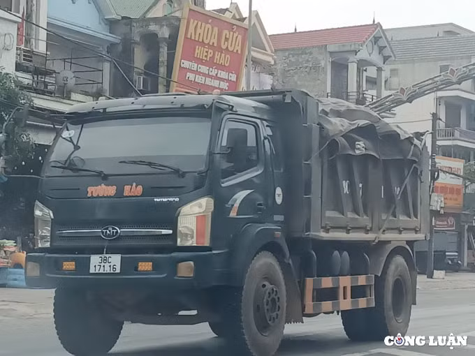 ha tinh nhuc nhoi tinh trang hung than dai nao tren cac tuyen pho tai thi xa ky anh hinh 19