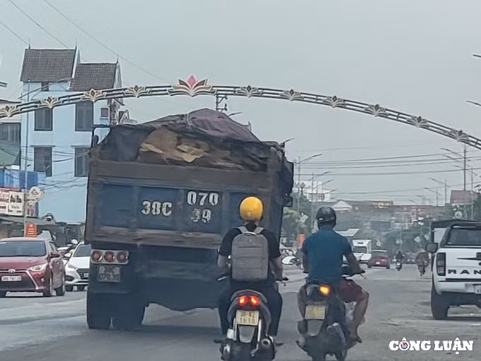 ha tinh nhuc nhoi tinh trang hung than dai nao tren cac tuyen pho tai thi xa ky anh hinh 4