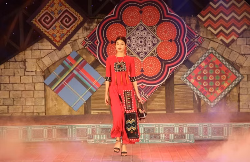 dac sac chuong trinh nghe thuat festival tho cam lao cai hinh 1