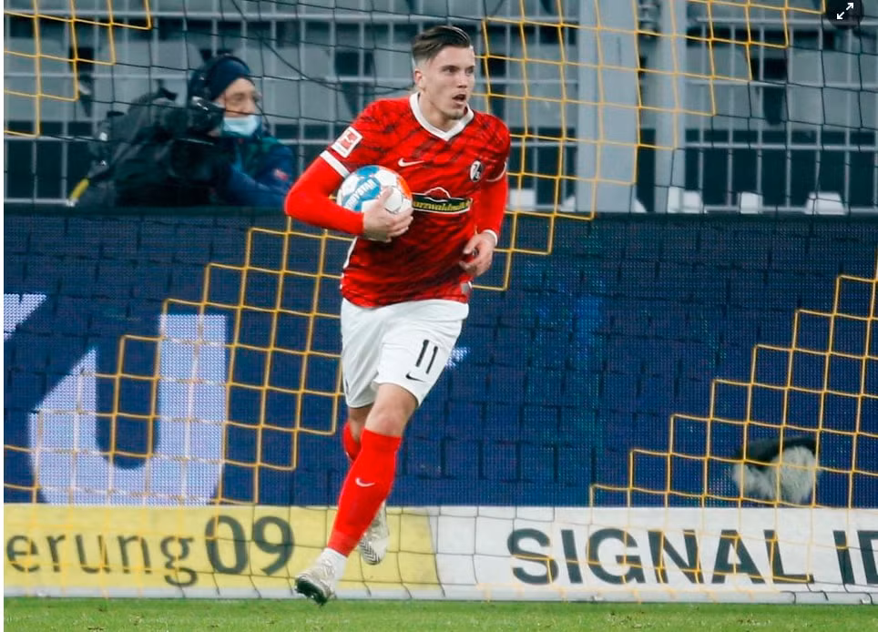 haaland lap cu dup dortmund danh bai freiburg o vong 19 bundesliga hinh 5