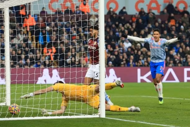 bruno lap cu dup mu van ngam ngui chia diem voi aston villa hinh 2