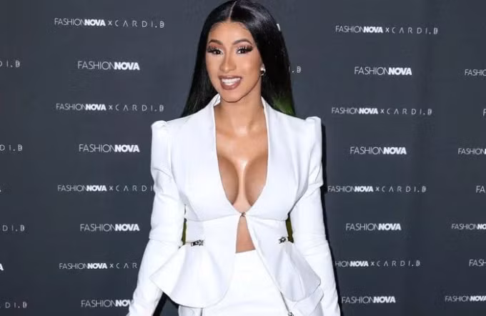 tin don ban dam tung khien cardi b tu tu hinh 4