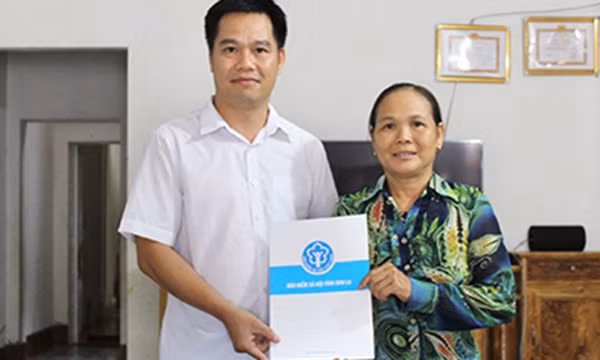 tham gia bhxh tu nguyen huong luong huu khong con la mo uoc hinh 1