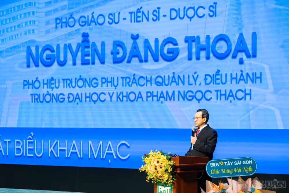 clo_br_pgs-ts-bv-pham-ngoc-thach-8094.jpg