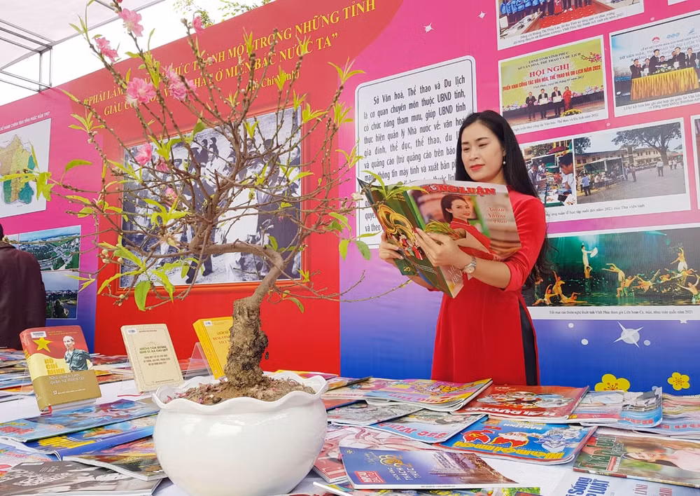doc bao tet dau xuan mon an tinh than khong the thieu hinh 3