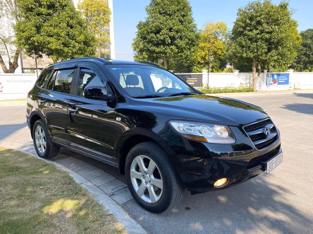 hyundai santa fe gan 15 nam tuoi co gia re hon honda sh nhap tu y hinh 1