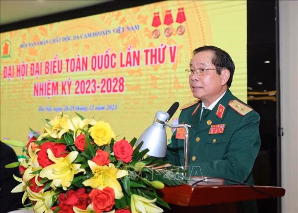 Trung tướng Nguyễn Hữu Chính, Chủ tịch Hội Nạn nhân chất độc da cam (NNCĐDC)/dioxin